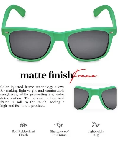 Polarized Sunglasses for Men and Women Stylish & Trendy Sun Glasses - Matte Hunter Green - Smoke - CE124WSYAFR $10.51 Sport